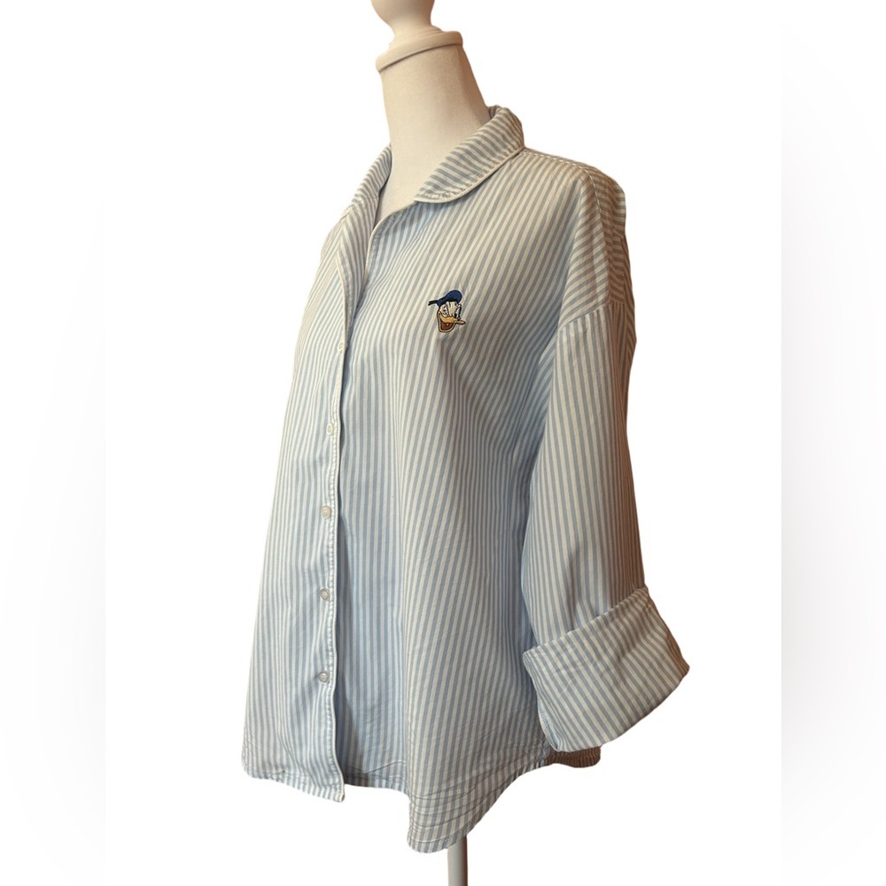 Forever 21 embroidered Donald Duck blue pinstripe cozy button up pajama top S